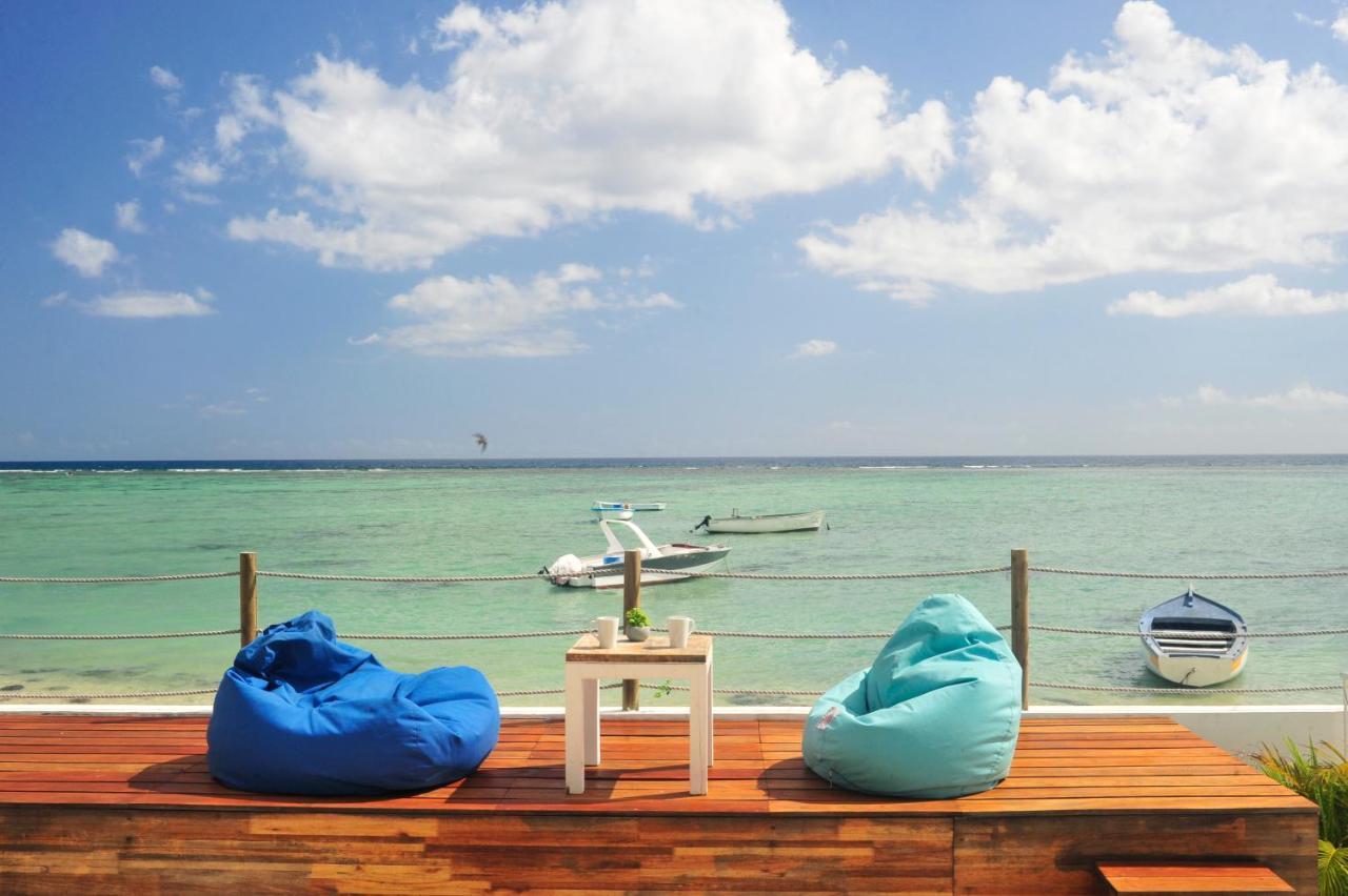 The Beach House - West Coast Mauritius Rivière Noire Exterior foto